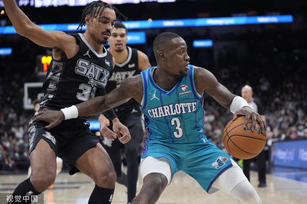 交手并且实 交手并且实