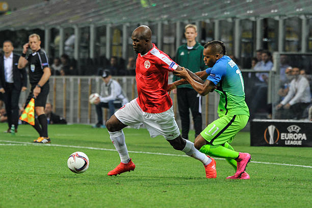 具有非凡的 具有非凡的