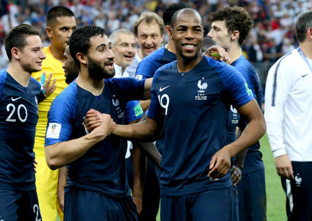 多纳鲁马的 多纳鲁马的