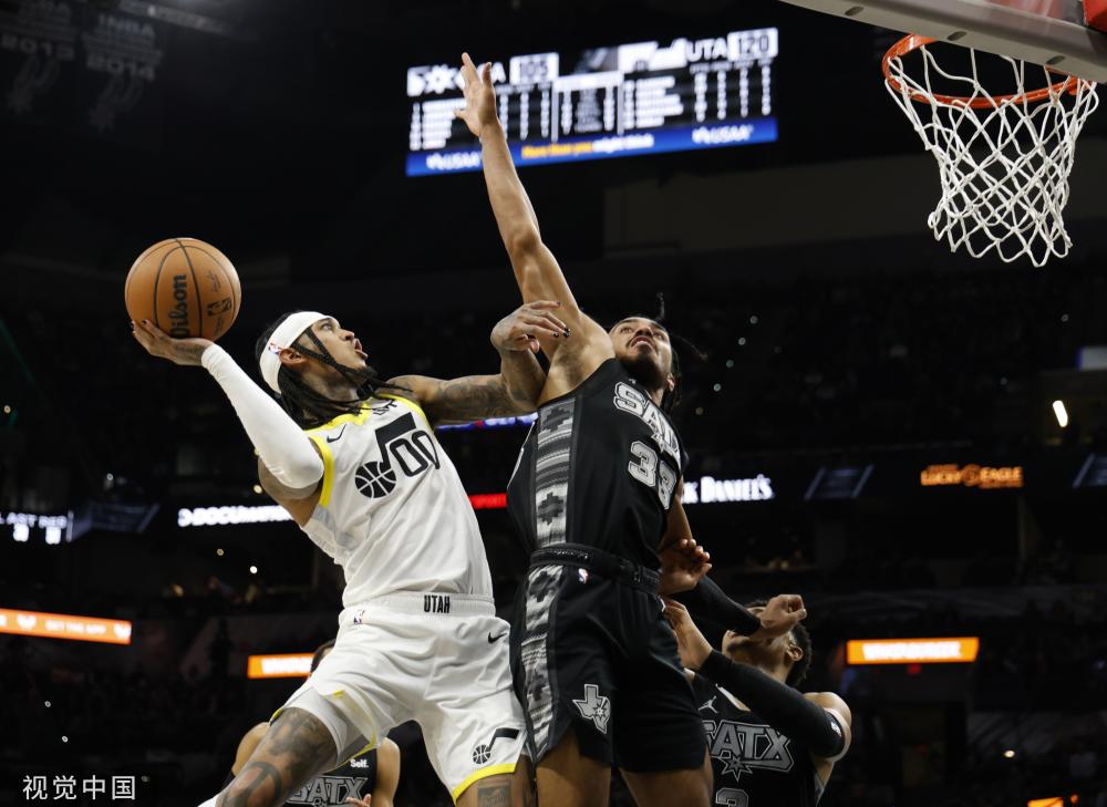 钢琴就像是 钢琴就像是